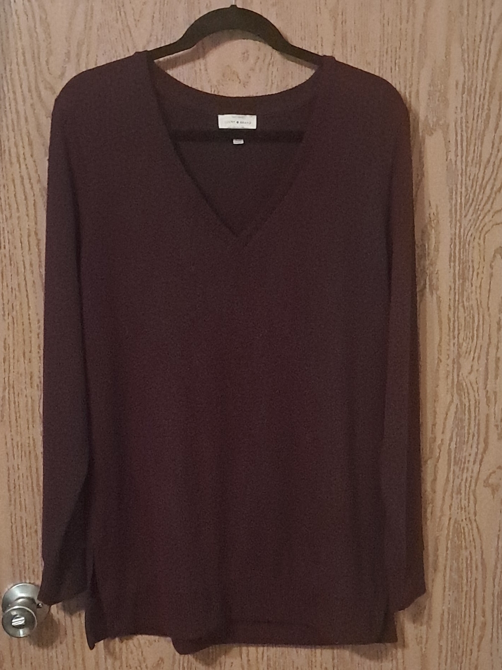Lucky Brand V-Neck Sweater in Deep Burgundy L